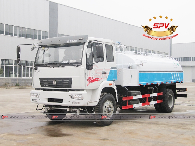 Irrigation Water Truck Sinotruk - LF